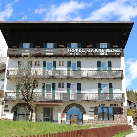 Hotel Garni Suisse San Martino Di Castrozza Exterior photo